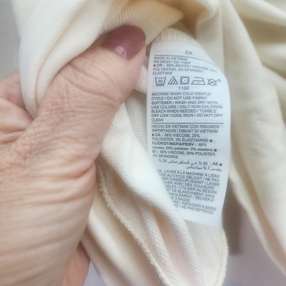 Old Navy Live In French Terry Cream Crewneck Soft Sweatshirt With Side Slits 2X - Picture 7 of 8